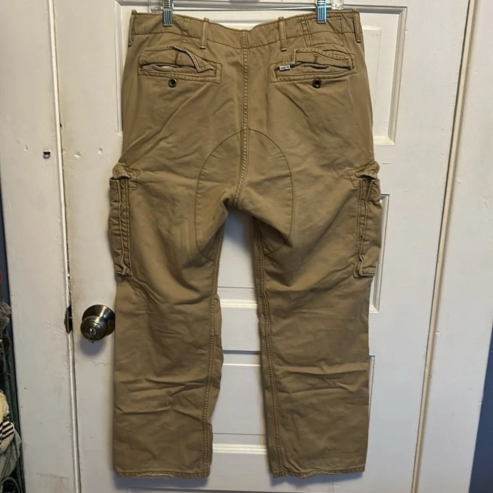 Levi’s cargo